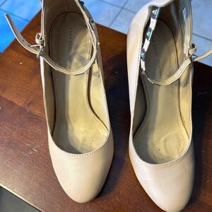 Zara Women's Beige Ankle Strap Heels
